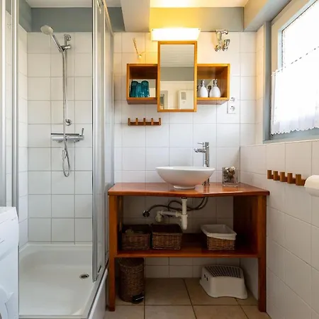 Ferienwohnpark Nurdachhaus Typ 8 Ndt 020 Dom wakacyjny Immenstaad am Bodensee